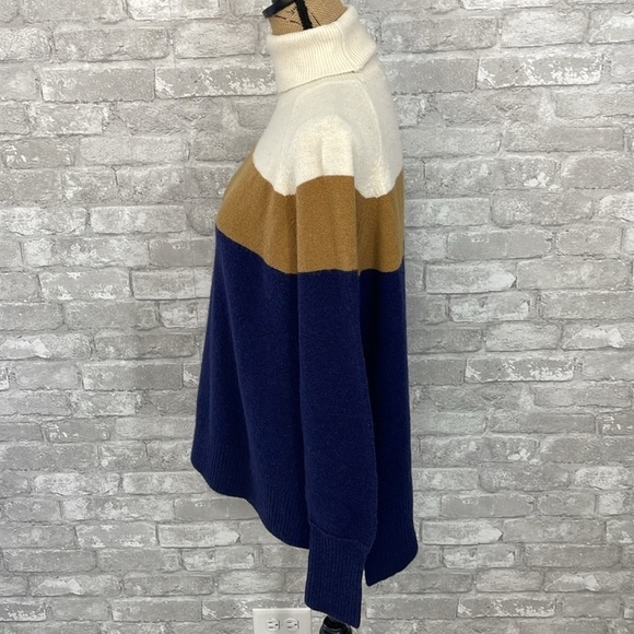 J.Crew Colorblock Sweater in Supersoft Yarn - Picture 3 of 7